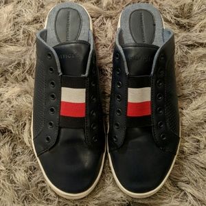 Tommy Hilfiger sneaker slip ons sz 9.5